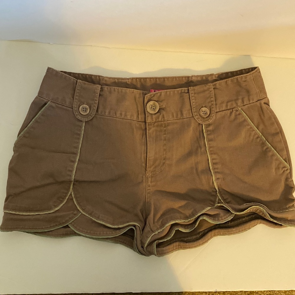 BCBGirls Shorts brown color with green trim size 8